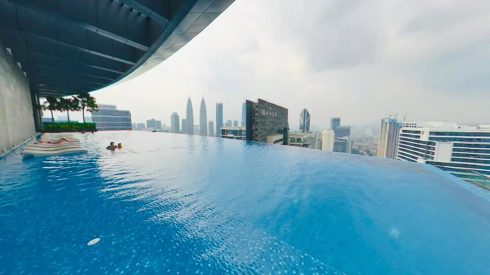 Crystal At Eaton Klcc *